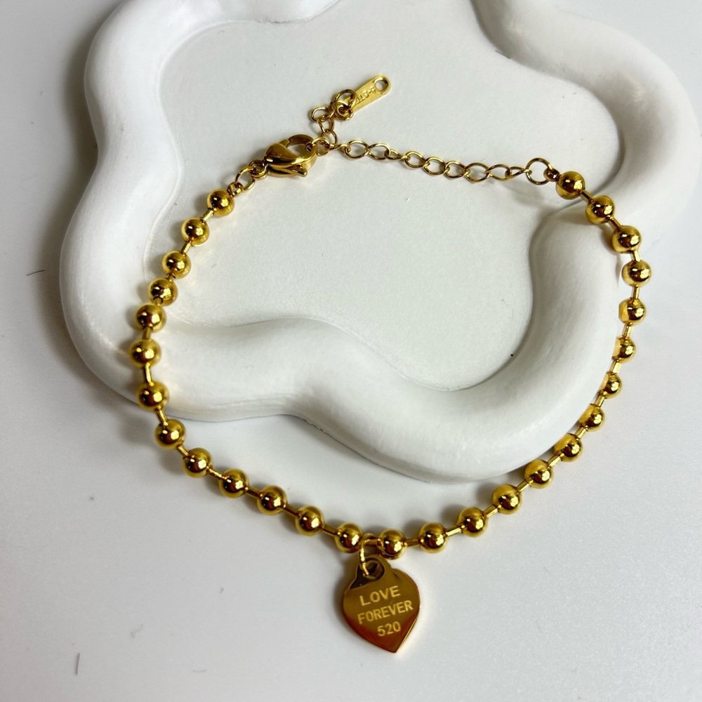 Gold Heart Charm Bracelet